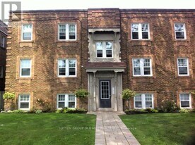 48 Emerald Crescent in Toronto, ON - Building Photo