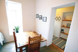 250 B Closson St in Santa Fe, NM - Building Photo - Building Photo