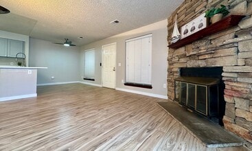 4460 S Pitkin St, Unit 128 in Aurora, CO - Building Photo - Building Photo