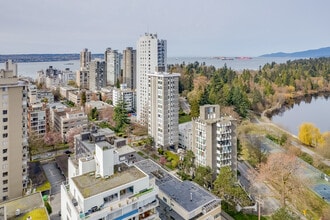 Lost Lagoon Terrace in Vancouver, BC - Building Photo - Building Photo