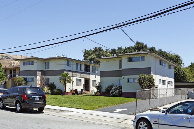 3846 Madeline Dr in San Jose, CA - Building Photo - Building Photo