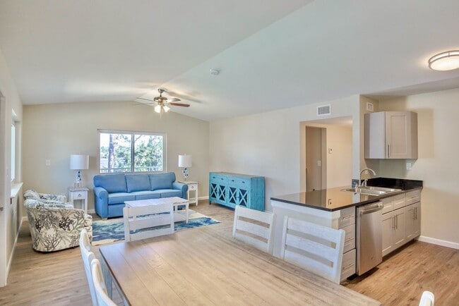 Magnolia Cove Apartments and Marina