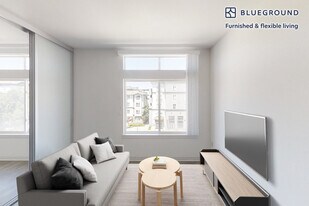 5200 Iron Horse Pkwy in Dublin, CA - Building Photo