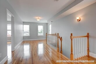 168 W 9th St in Boston, MA - Building Photo - Building Photo