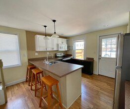 312 St Marys St in Phoenixville, PA - Building Photo - Building Photo