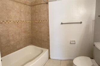 925 W Oak Ridge Rd in Orlando, FL - Foto de edificio - Building Photo