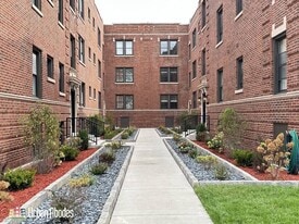 1137 Oak Ave in Evanston, IL - Building Photo