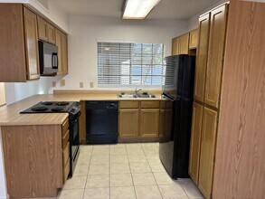 255 S Kyrene Rd in Chandler, AZ - Building Photo - Building Photo
