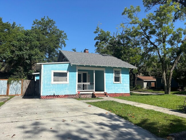2102 Flesher Ave in Jacksonville, FL - Building Photo - Building Photo