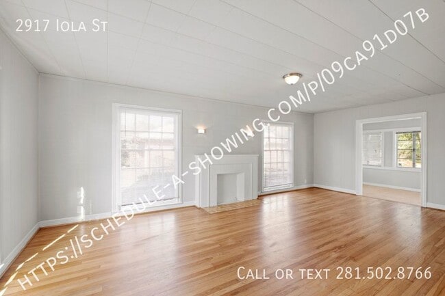 2917 Iola St in Houston, TX - Building Photo - Building Photo