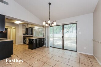 1800 Chittam Dr in Euless, TX - Building Photo - Building Photo