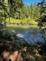 58301 E Sleepy Hollow Dr in Sandy, OR - Building Photo