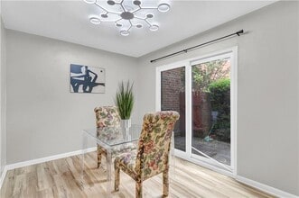 2262 Pernoshal Ct in Dunwoody, GA - Building Photo - Building Photo