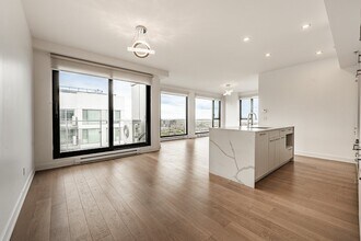 2020 René-Lévesque Blvd W in Montréal, QC - Building Photo - Building Photo