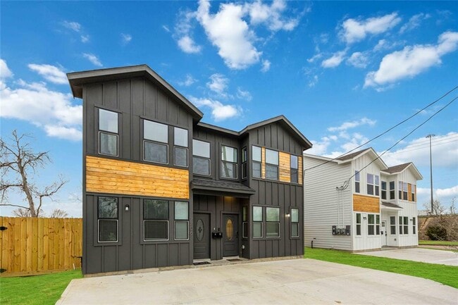 7706 Independence St in Houston, TX - Building Photo - Building Photo
