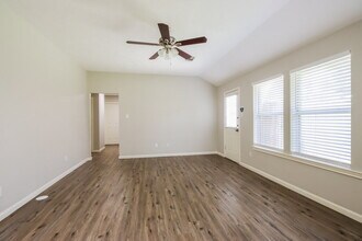 26126 Cypresswood Dr in Spring, TX - Building Photo - Building Photo