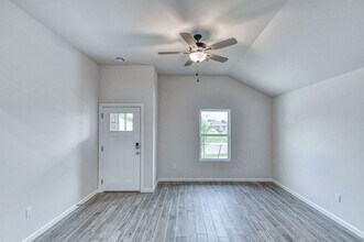 2720 Varenna Ct in Norman, OK - Building Photo - Building Photo