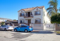 908 W 74th St in Los Angeles, CA - Building Photo - Building Photo