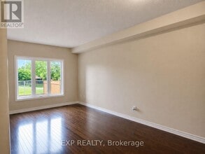 34 Palace St in Thorold, ON - Building Photo - Building Photo