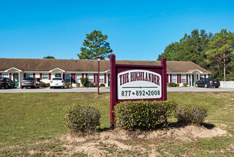 The Highlander in Defuniak Springs, FL - Foto de edificio - Other