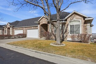 349 Brayden Way in Draper, UT - Building Photo