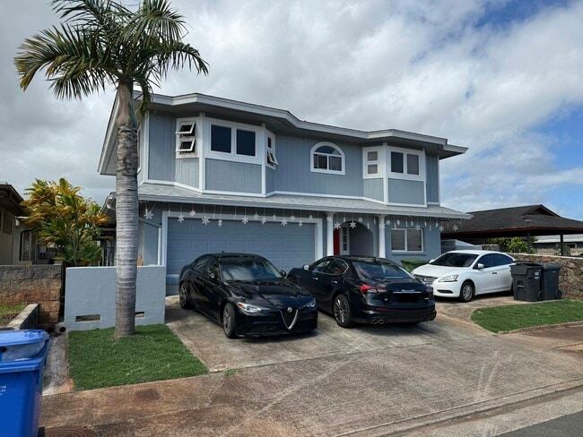 property at 95-216-216 Kaopua Loop