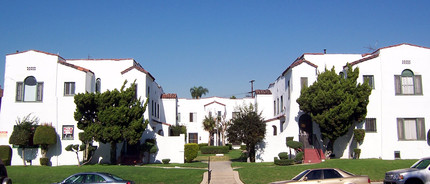 3843-3853 W 27th St in Los Angeles, CA - Foto de edificio - Building Photo