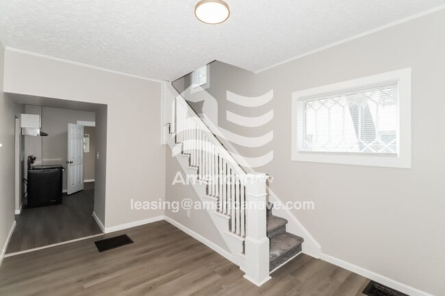 1014 Benham Ct in Elkhart, IN - Building Photo - Building Photo