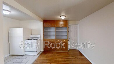 2437 E St Vrain St in Colorado Springs, CO - Building Photo - Building Photo