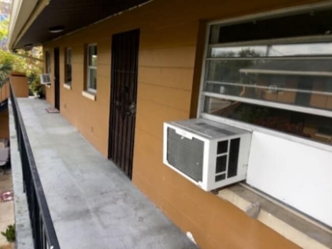 218 S Tampa Ave in Orlando, FL - Building Photo - Building Photo