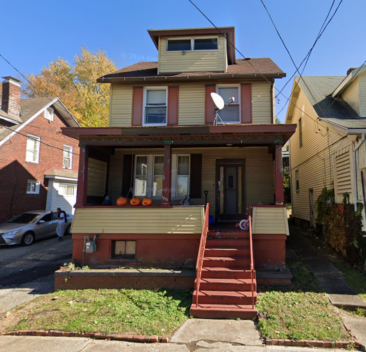 1511 Sumac St in McKeesport, PA - Foto de edificio