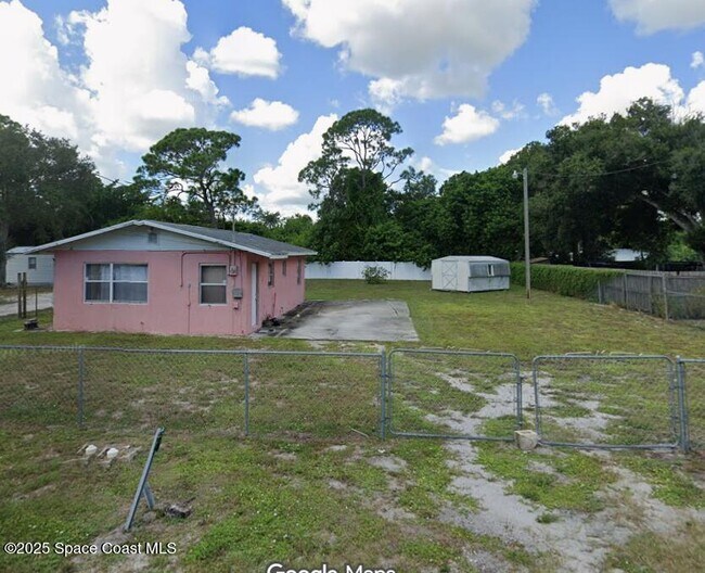4421 31st Ave in Vero Beach, FL - Building Photo - Building Photo