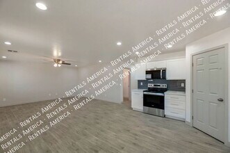 801 E 2nd St in Casa Grande, AZ - Building Photo - Building Photo