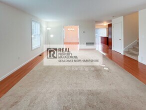 12 Melody Terrace in Dover, NH - Building Photo - Building Photo
