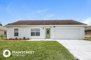 807 Savona Pl in Kissimmee, FL - Building Photo