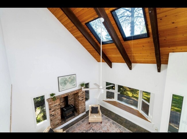 60642 Devon Cir in Bend, OR - Building Photo - Building Photo