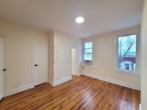 23-63-63 37th St in Queens, NY - Building Photo - Building Photo