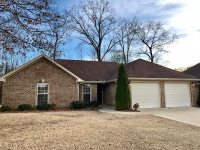 2012 Rosedale St in Muscle Shoals, AL - Building Photo