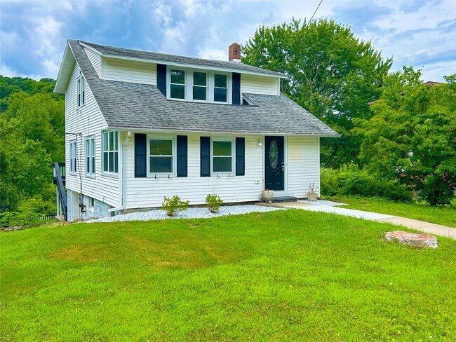 property at 121 North Rd