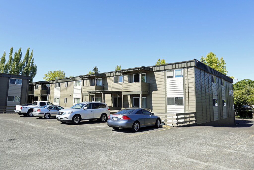 The Riviera Apartments in Corvallis, OR