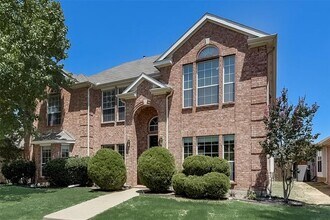 10670 Astoria Dr in Frisco, TX - Foto de edificio - Building Photo