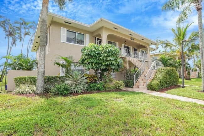 property at 5910 Via Delray Blvd