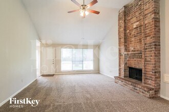 3618 Village Grove Dr in Humble, TX - Building Photo - Building Photo