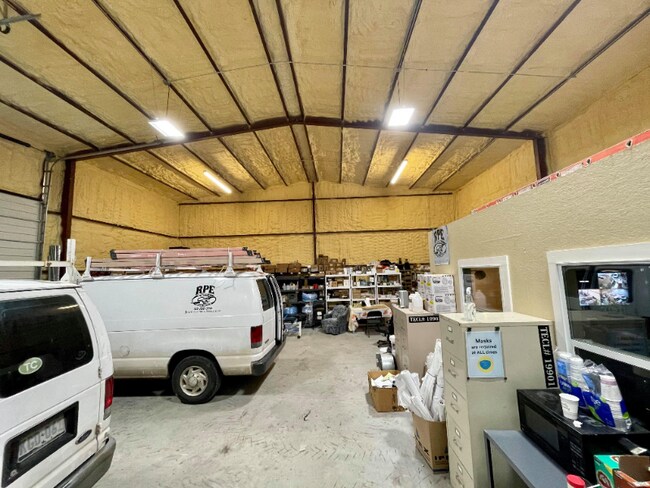 10107 Signal Hill Rd in Austin, TX - Building Photo - Building Photo