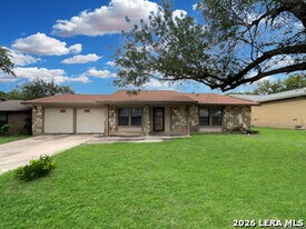 7550 Ledgebrook Dr in San Antonio, TX - Building Photo