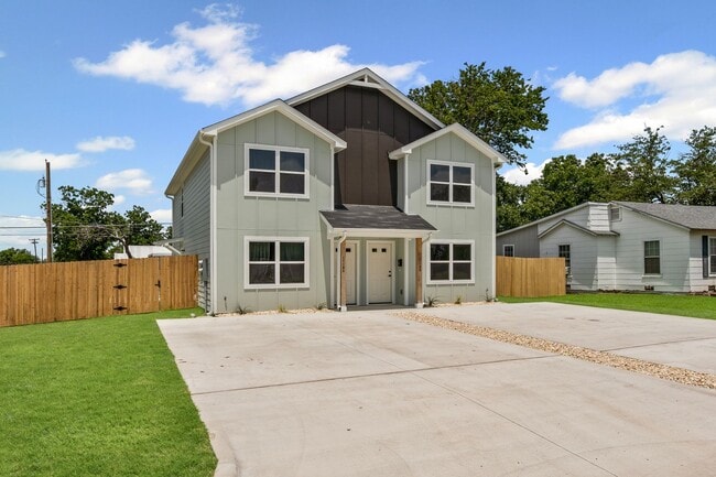 property at 1536 Alexander Ave