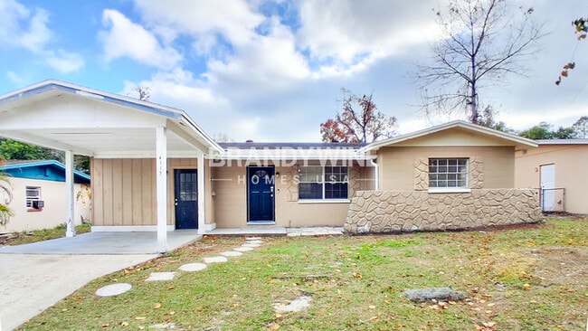 property at 4117 E Okara Rd