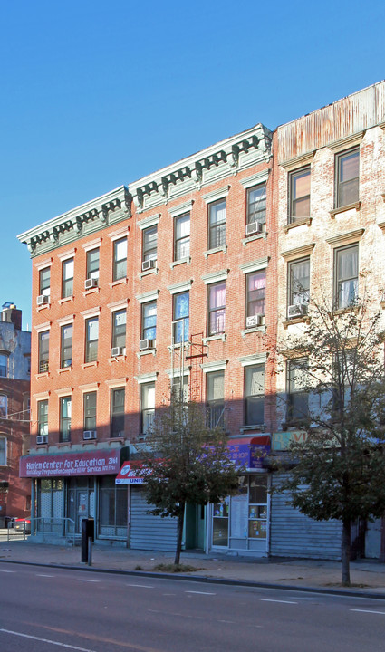 2163 Second Ave in New York, NY - Foto de edificio