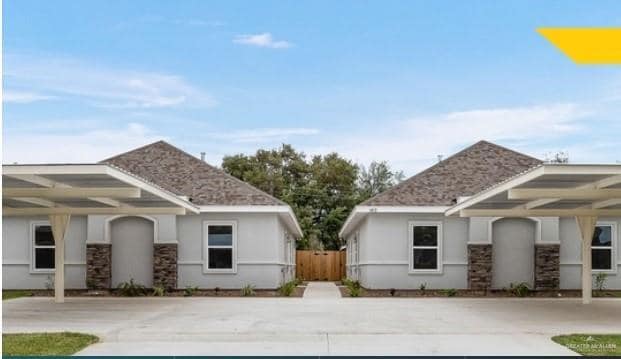 304 Retama Ln
