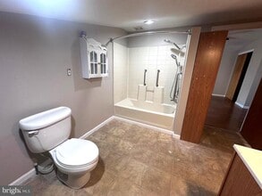 1032 N 7th St in Perkasie, PA - Building Photo - Building Photo